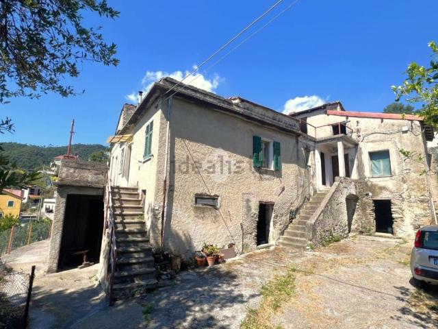 Rustico in vendita a Magliolo, Liguria