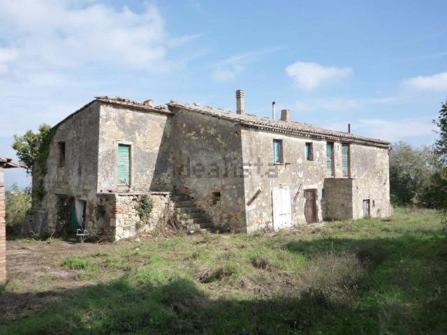 Rustico in vendita a Sarteano, Toscana