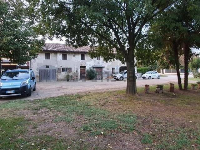 Rustico in vendita a Unione di Comuni della Romagna Forlivese, Quattro