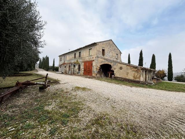 Rustico in vendita a Orciano di Pesaro, Pesaro e Urbino