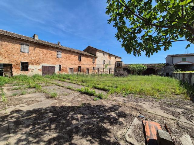 Rustico in vendita a Binanuova, Lombardia