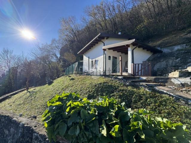 Rustico in vendita a Belvedere, Valmadrera