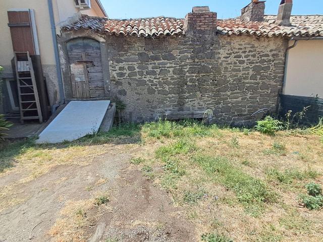 Rustico in vendita a Montefiascone, Lazio