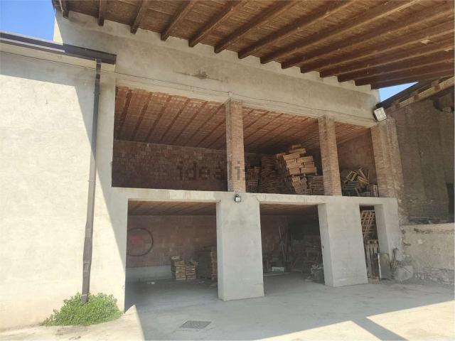 Rustico in vendita a Palazzina, Brenzone