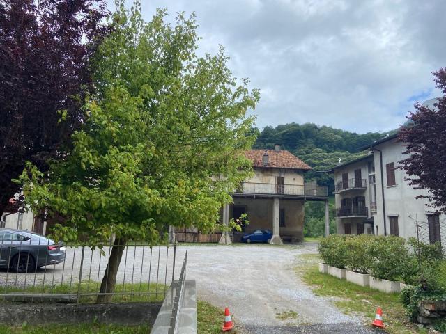 Rustico in vendita a Maggio, Cremeno