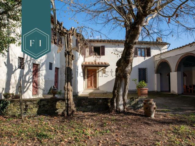 Rustico in vendita a Casa Nuova, Bagno A Ripoli