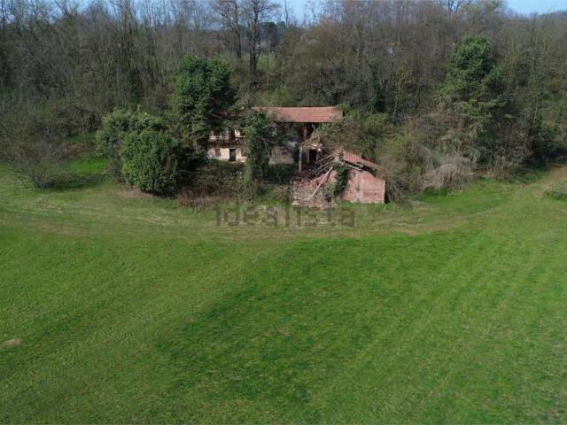 Rustico in vendita a Golasecca, Lombardia