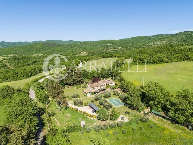 Rustico in vendita a Passignano Sul Trasimeno, Umbria