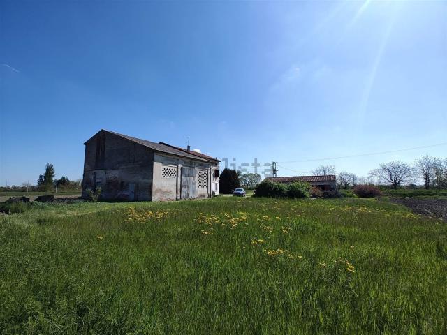 Rustico in vendita a Pegognaga, Lombardia