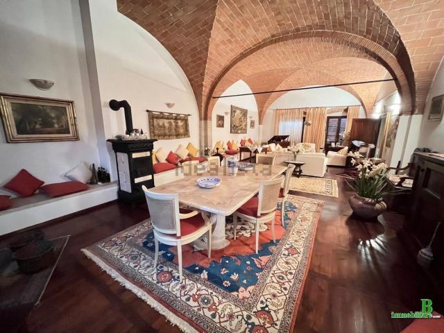Rustico in vendita a San Giuliano Terme, Toscana