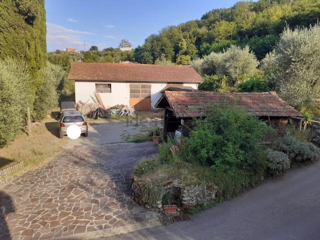 Rustico in vendita a Serravalle Pistoiese, Toscana