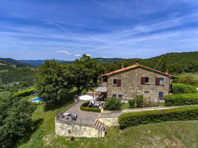 Rustico in vendita a Civitella in Val di Chiana, Badia Al Pino