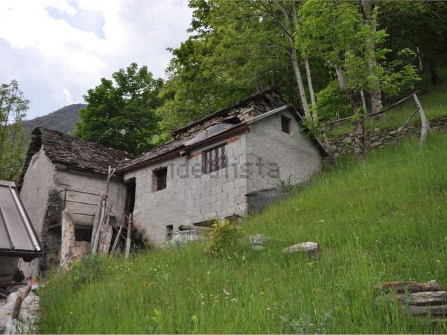 Rustico in vendita a Bannio Anzino, Piemonte