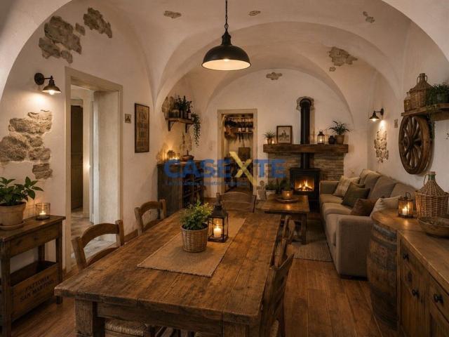 Rustico in vendita a Borgo storico Taramelli, Selvino
