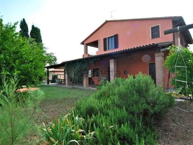 Rustico in vendita a Cinigiano, Grosseto