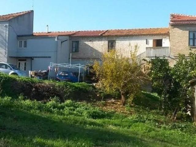 Rustico in vendita a Spoltore, Abruzzo