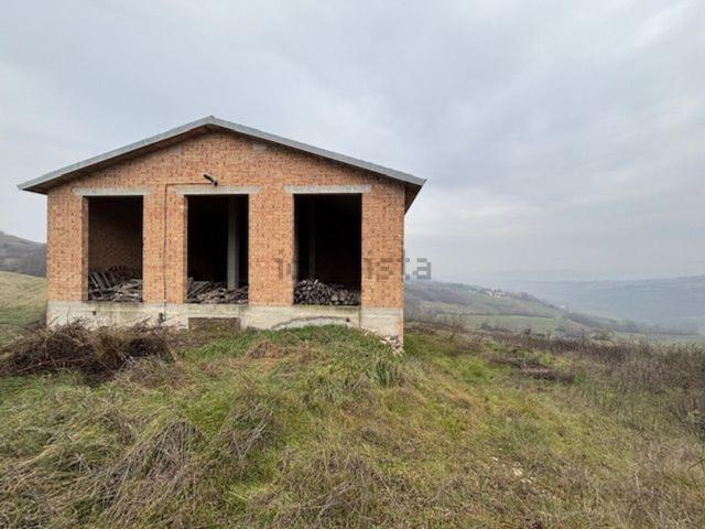 Rustico in vendita a Lugagnano Val D'arda, Reggio Emilia
