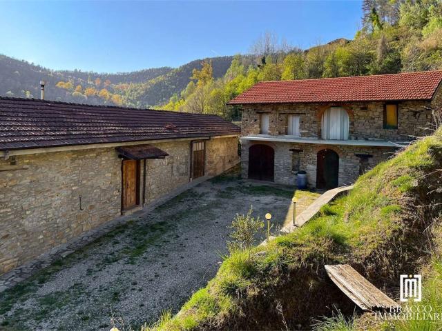 Rustico in vendita a Cortemilia, Cuneo