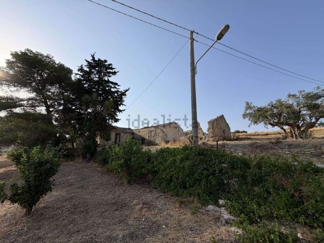 Rustico in vendita a Buseto Palizzolo, Sicilia
