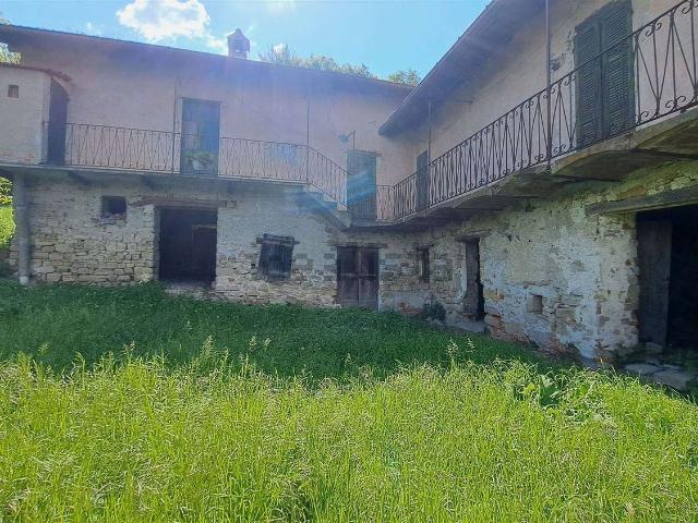 Rustico in vendita a Piemonte, Asti