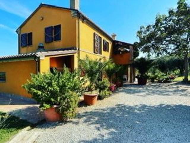 Rustico in vendita a Offagna, Ancona