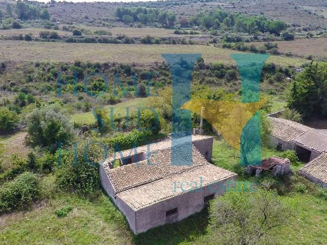 Rustico in vendita a Palazzolo Acreide, Siracusa