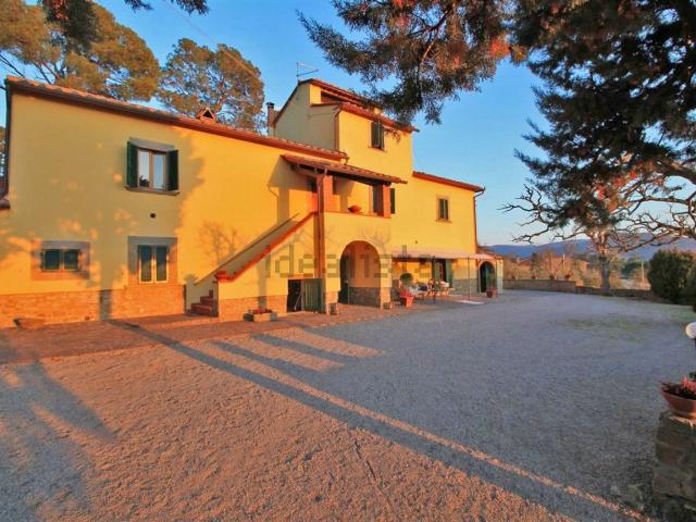 Rustico in vendita a Cortona, Toscana