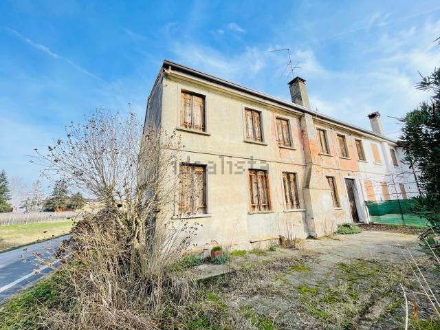 Rustico in vendita a Salvaterra, Badia Polesine