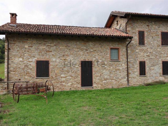 Rustico in vendita a Bettola, Reggio Emilia