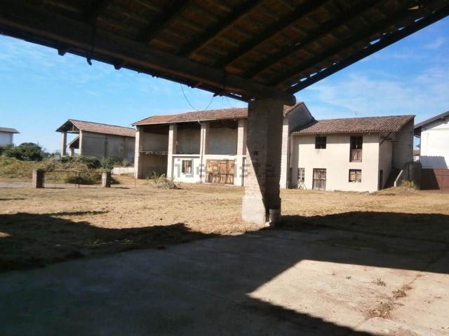 Rustico in vendita a Mortara, Lombardia