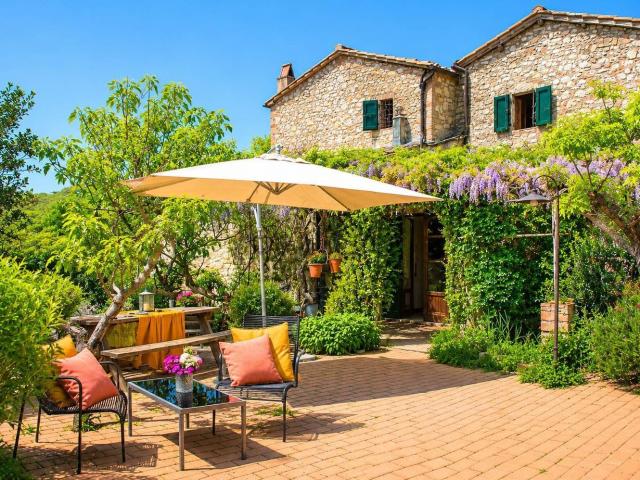 Rustico in vendita a Radda In Chianti, Toscana