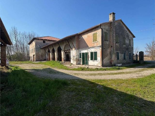 Rustico in vendita a Stra, Veneto
