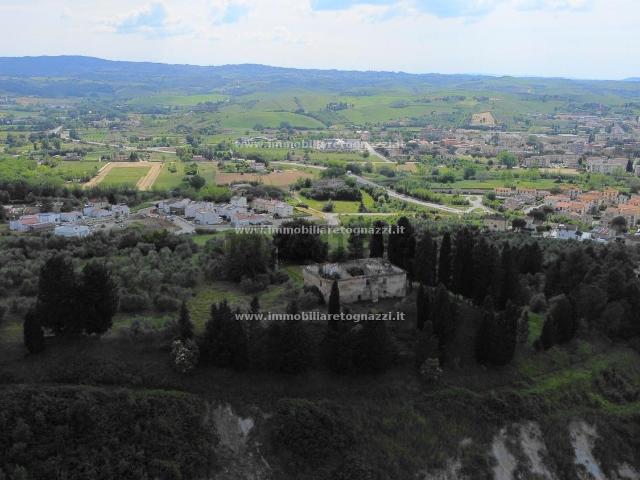 Rustico in vendita a Unione dei Comuni Circondario dell'Empolese Valdelsa, Castelfiorentino