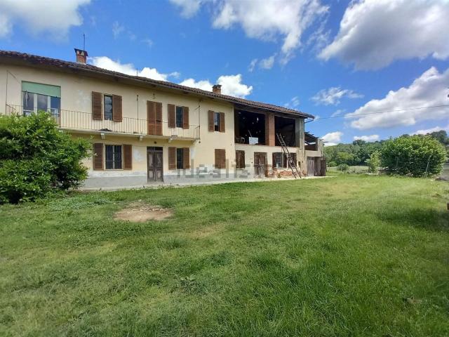Rustico in vendita a Piemonte, Asti