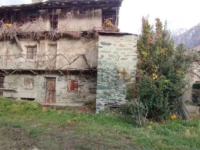 Rustico in vendita a Challand-Saint-Victor Capoluogo - Ville, Challand-Saint-Victor