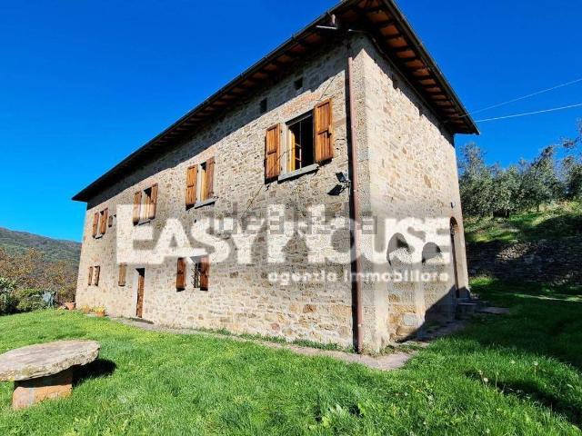 Rustico in vendita a Loro Ciuffenna, Toscana