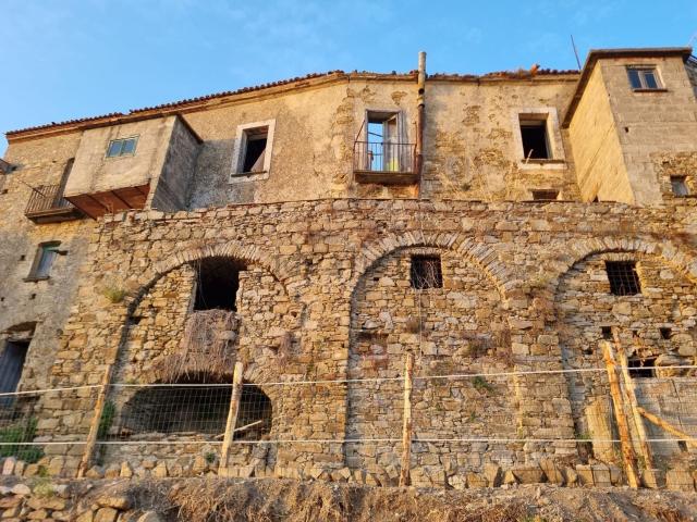 Rustico in vendita a San Mauro Cilento, Campania