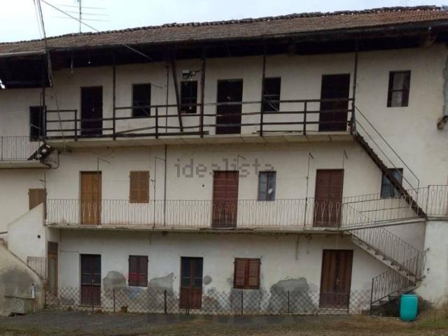 Rustico in vendita a Gattico-Veruno, Piemonte