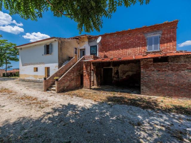 Rustico in vendita a Cortona, Toscana