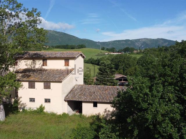 Rustico in vendita a Marche, Macerata