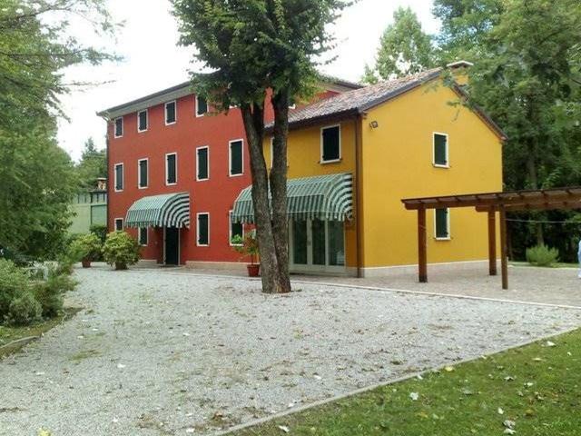 Rustico in vendita a Noale, Veneto