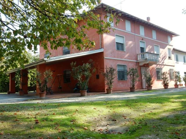 Rustico in vendita a Pianura Reggiana, Re