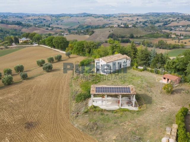 Rustico in vendita a Marche, Fermo