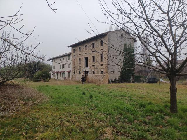 Rustico in vendita a Varmo, Friuli-Venezia Giulia