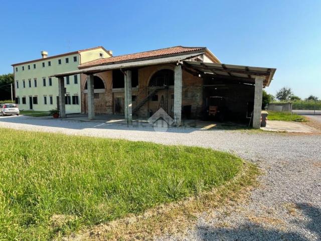 Rustico in vendita a Quarto d'Altino, Venezia