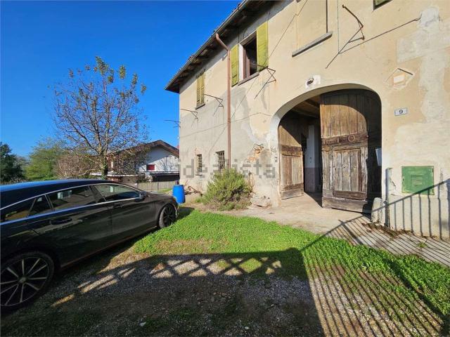 Rustico in vendita a Montesordo, Cermenate