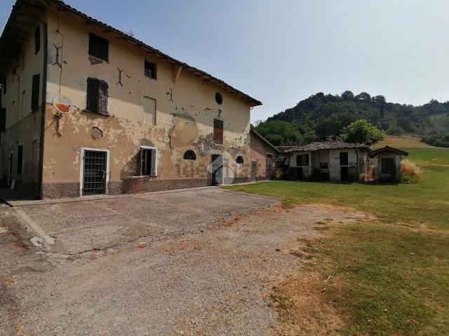 Rustico in vendita a Unione dei comuni Valli del Reno, Lavino e Samoggia, Reggio Emilia