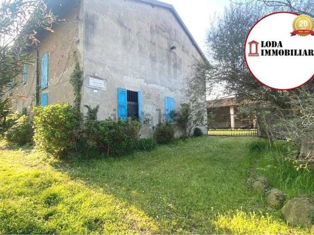 Rustico in vendita a Palazzolo Sull'oglio, Lombardia