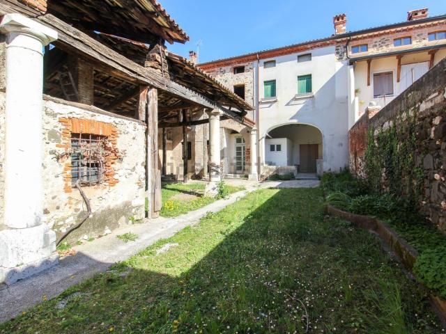 Rustico in vendita a Carrè, Veneto