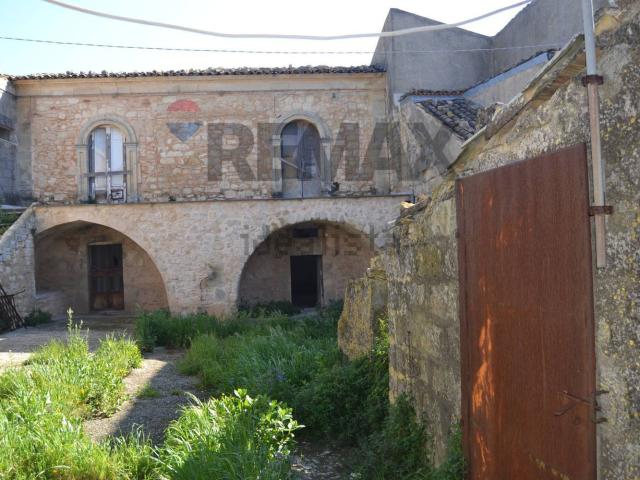 Rustico in vendita a Ragusa, Sicilia